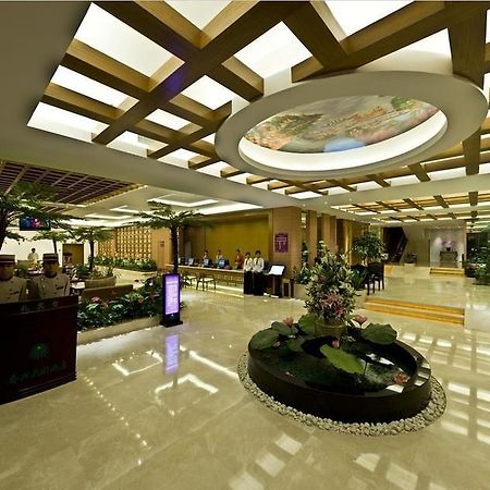 Spring City Garden Hotell Kunming Exteriör bild