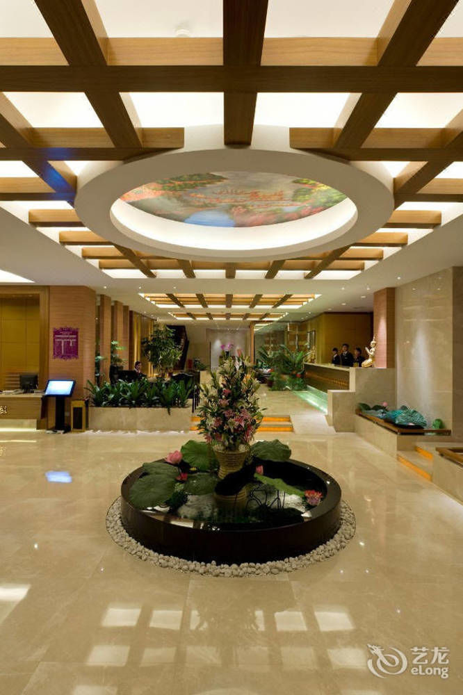 Spring City Garden Hotell Kunming Exteriör bild
